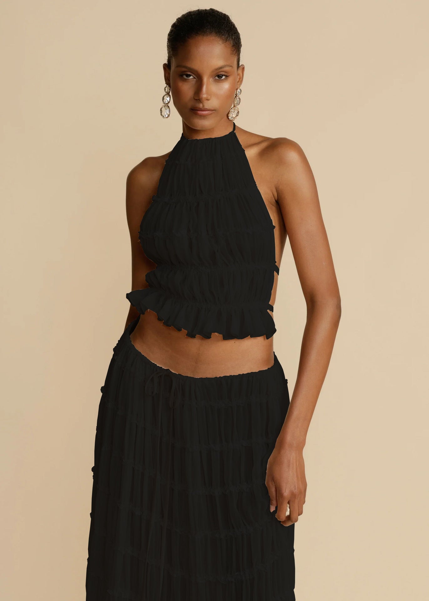 ✨ Ensemble chic : top dos nu & jupe longue